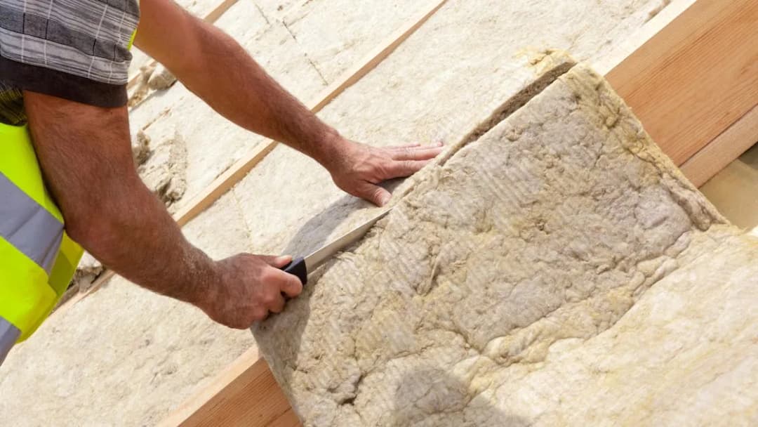 Co na izolacje poddasza - najlepsze materiały i metody ocieplenia