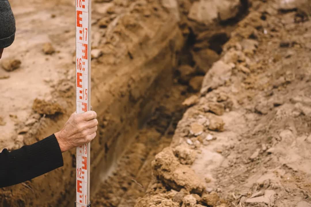 Jak wytyczyć fundamenty: unikaj najczęstszych błędów i problemów