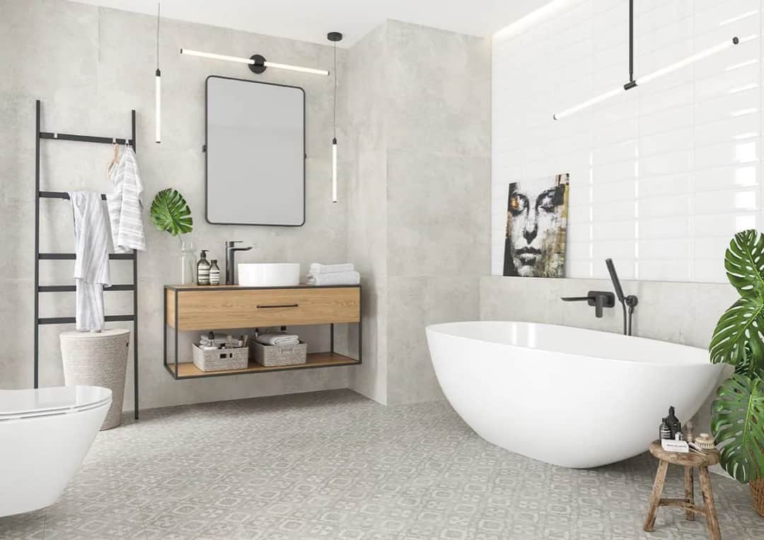 Jak kłaść płytki na ścianie - unikaj najczęstszych błędów i zyskaj efekt