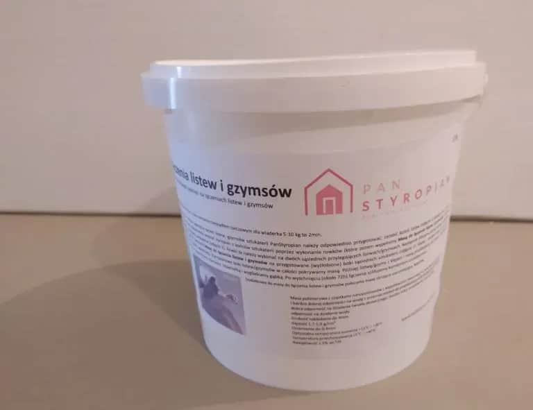 Jaką zaprawę do gzymsów wybrać, aby uniknąć problemów w budowie?